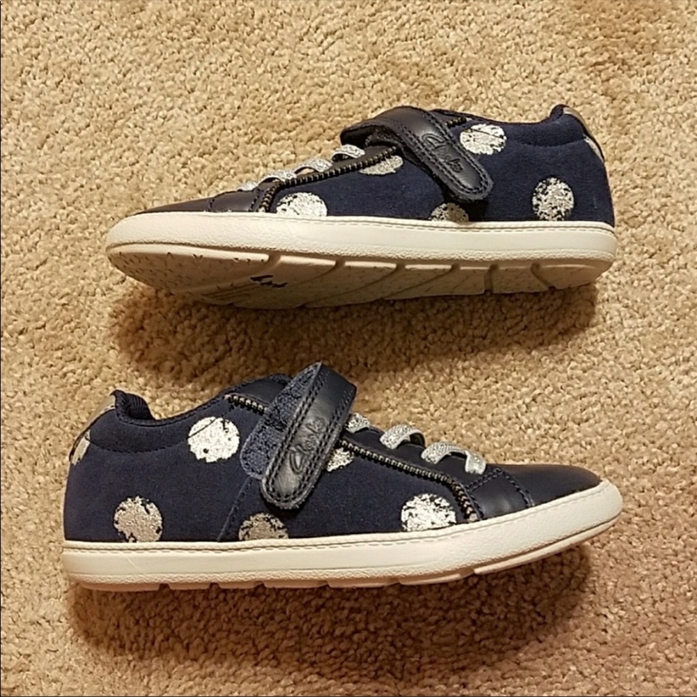 Clarks girls navy polka dot sneakers